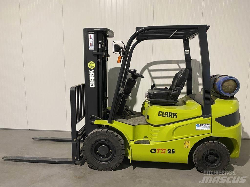 Clark GTS25 液化石油氣LPG卡車