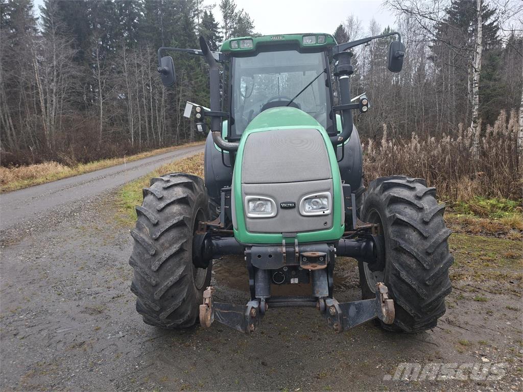 Valtra T190 7.4 曳引機