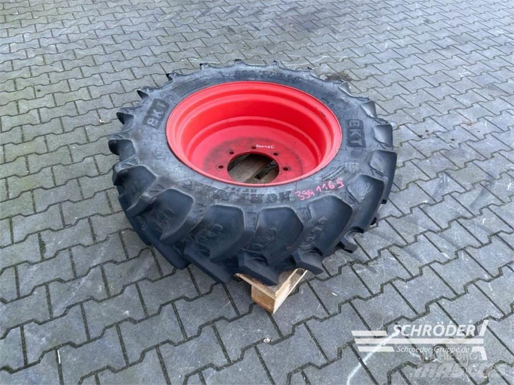 BKT 1X 320/70 R24 輪胎、車輪和輪圈