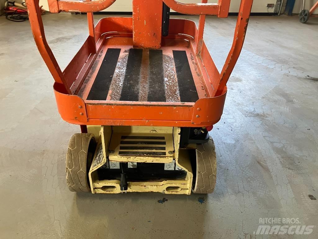 JLG 1230 ES 垂直升降工作台