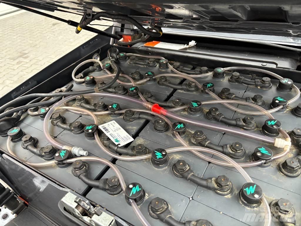 Toyota 8 FBEKT 16 電動堆高機