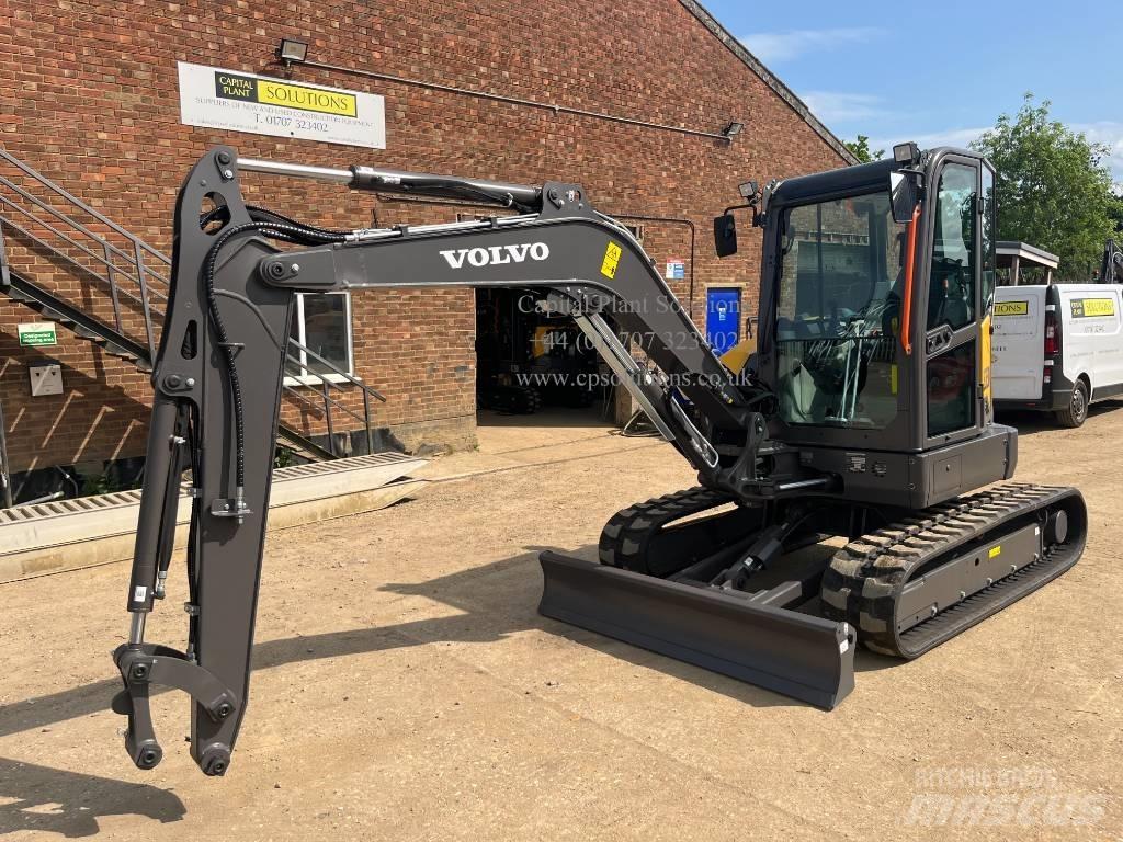 Volvo ECR 50 F 小型挖土機/掘鑿機<7t(小型挖掘機)