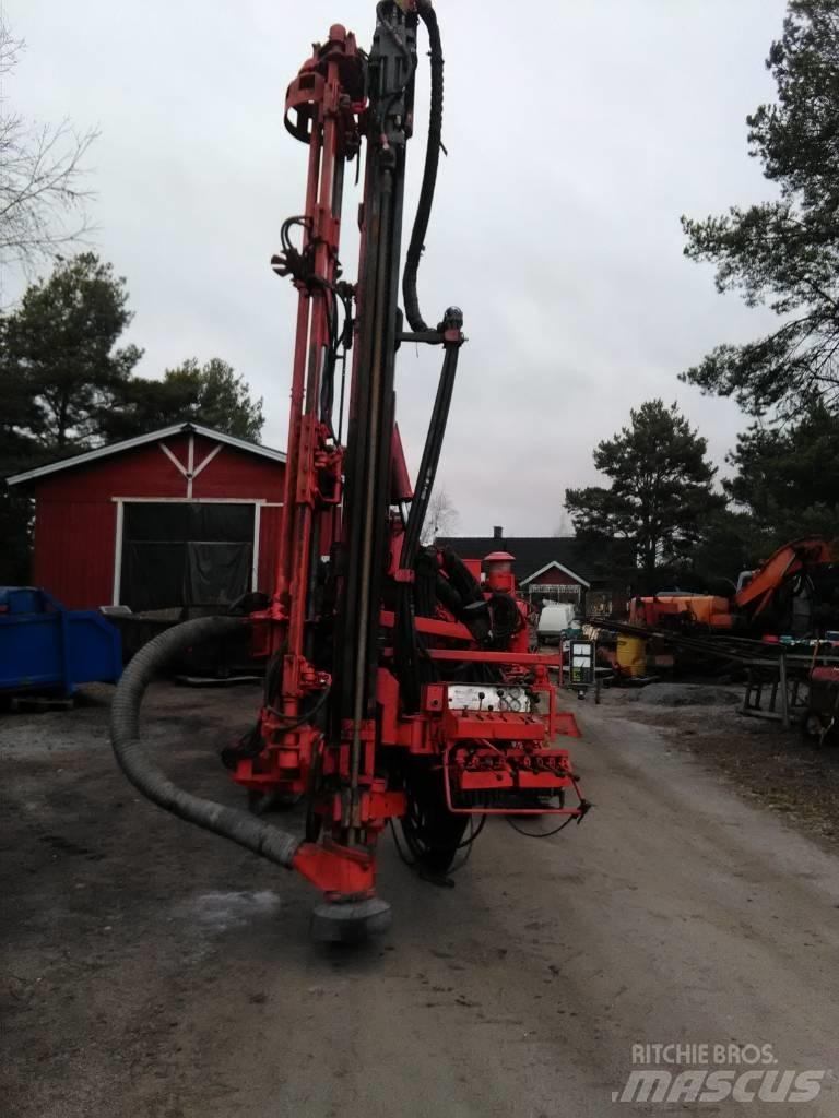 Tamrock Dhat 500 鑽孔機