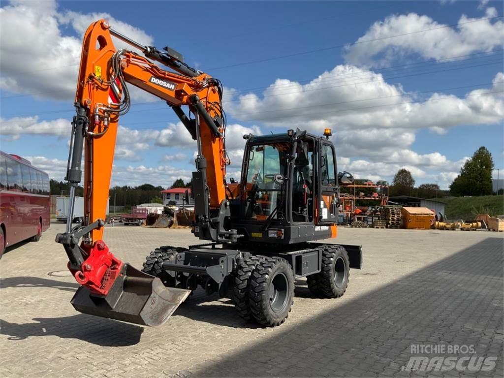 Doosan DX100W-7 旋轉式挖土機/掘鑿機/挖掘機