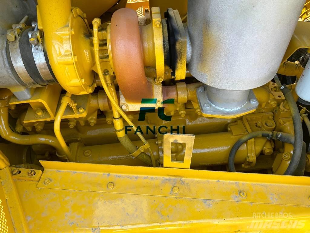 CAT D 8 R 履帶推土機