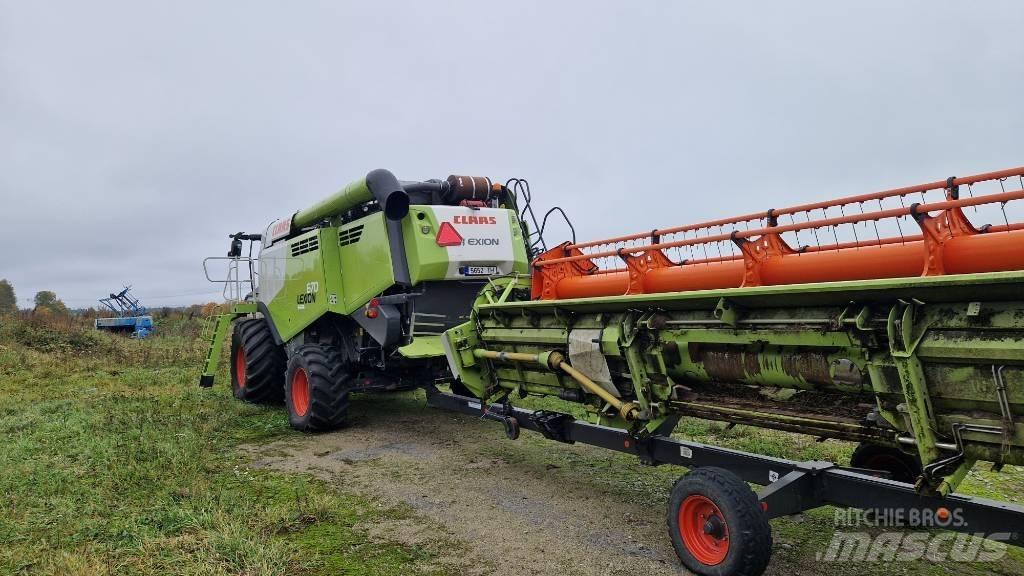 CLAAS Lexion 670 聯合收穫機