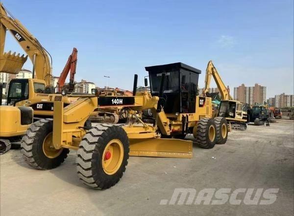 CAT 140 H 平土機