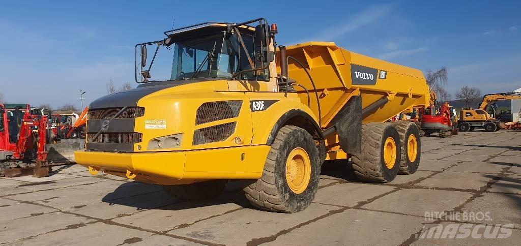 Volvo A 30 F 鉸接式起吊車