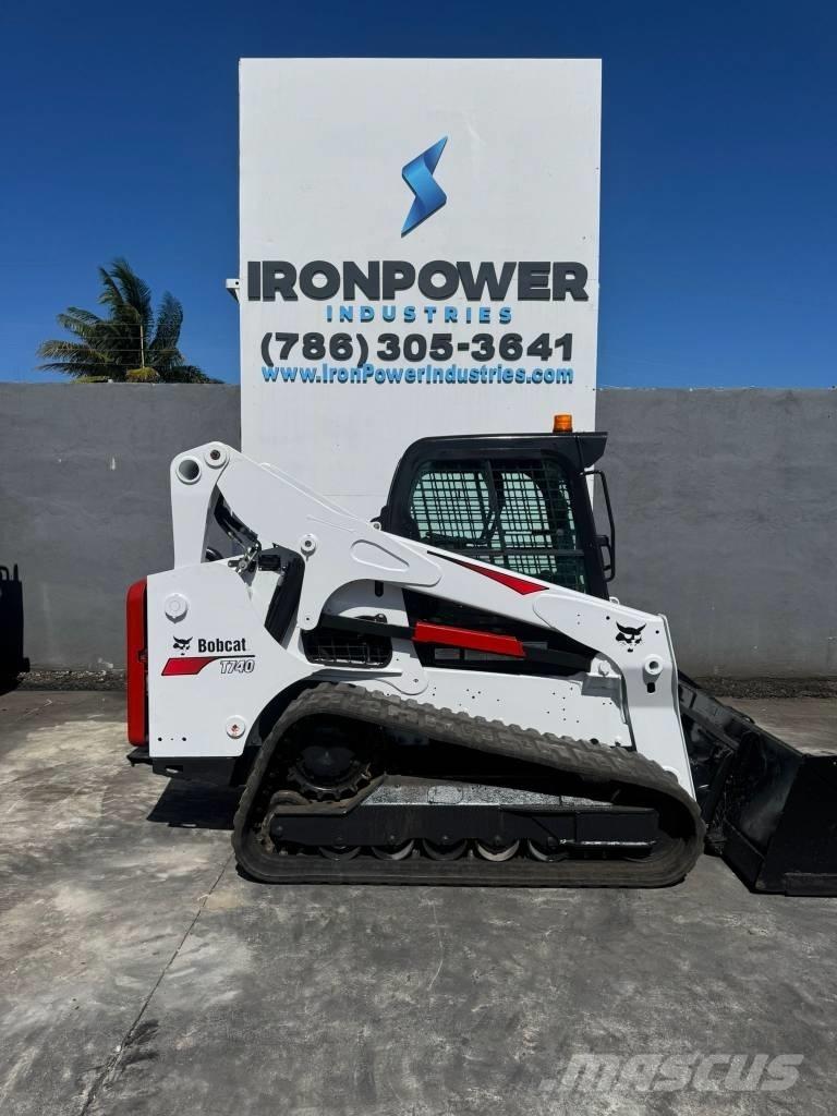 Bobcat T 740 滑移轉向裝載機