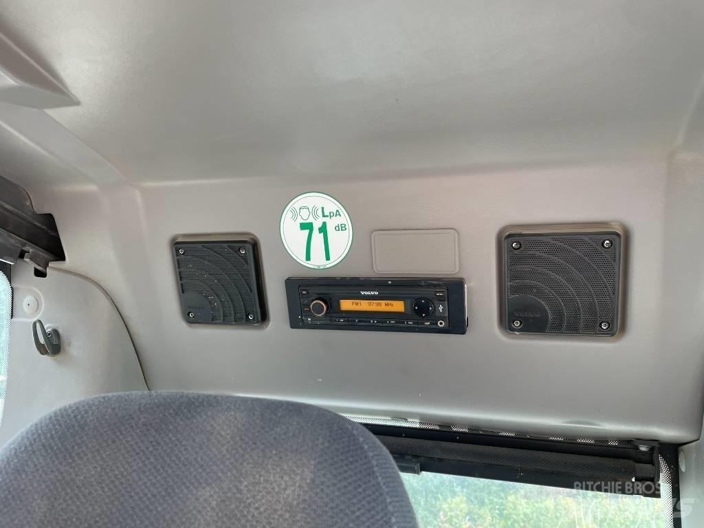 Volvo ECR 235 履帶式 挖土機/掘鑿機/挖掘機