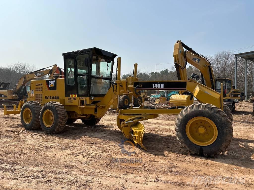 CAT 140H 平土機