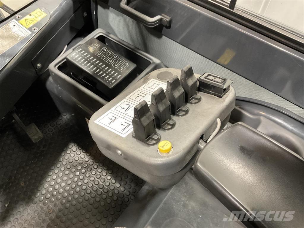 Mora EP85RA 電動堆高機