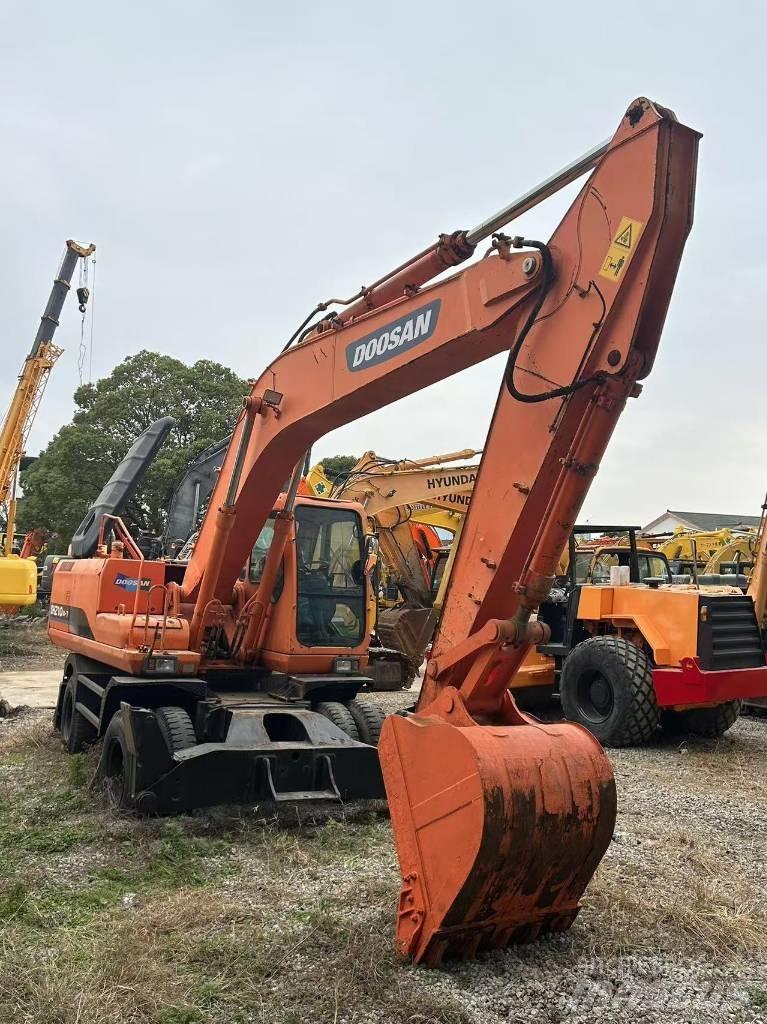 Doosan DH 210 W-7 旋轉式挖土機/掘鑿機/挖掘機