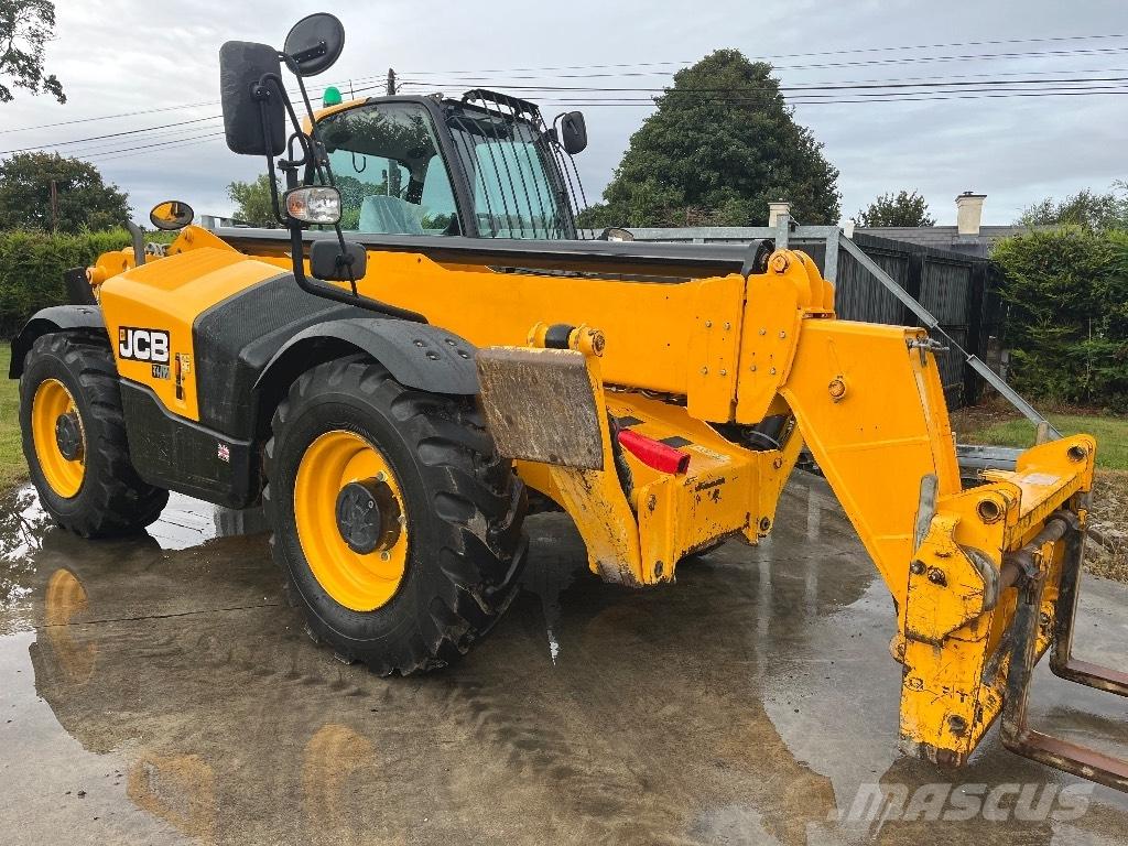 JCB 540-140 伸縮臂操作車