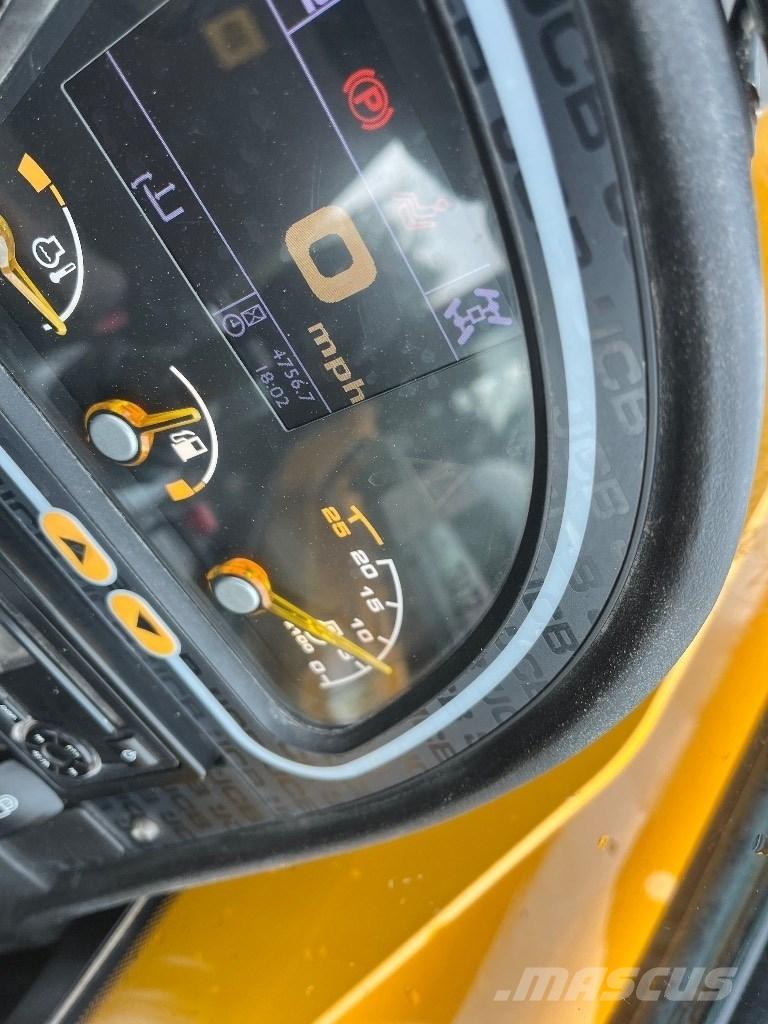 JCB 540-140 伸縮臂操作車