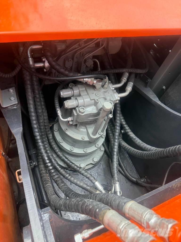 Hitachi ZX200 履帶式 挖土機/掘鑿機/挖掘機