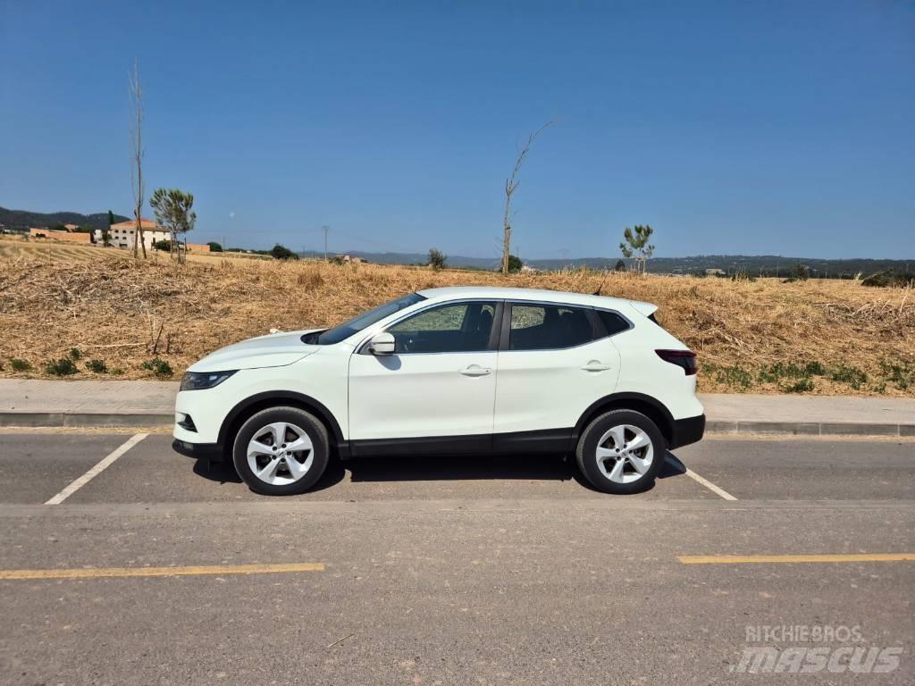 Nissan Qashqai 汽車