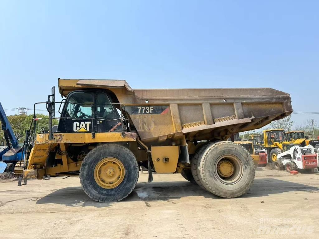 CAT 773 F 剛性傾卸卡車