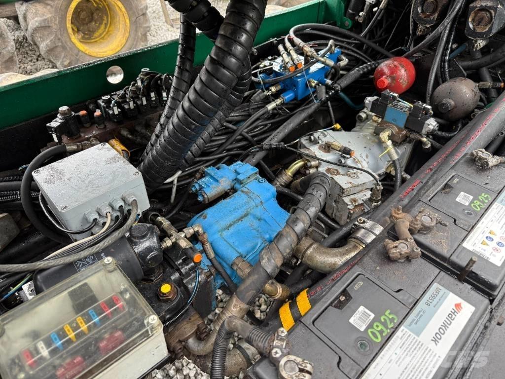 Timberjack 810 B 集運機