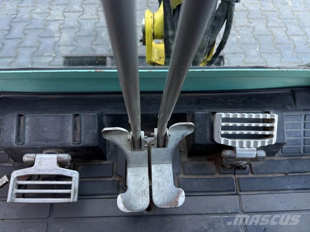 Yanmar SV17 小型起重機