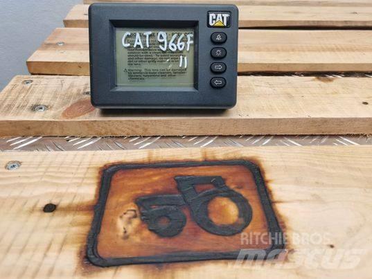CAT 720 meter 電子設備