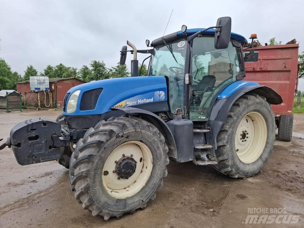 New Holland T 6030 曳引機