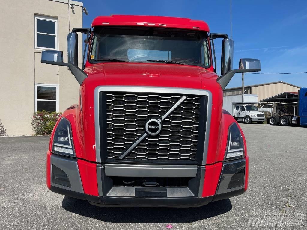 Volvo VNL64T300 曳引機組件