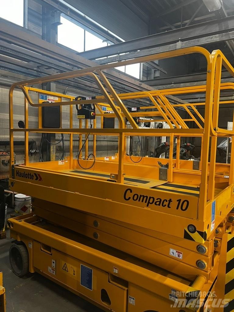 Haulotte Compact 10 剪式升降機