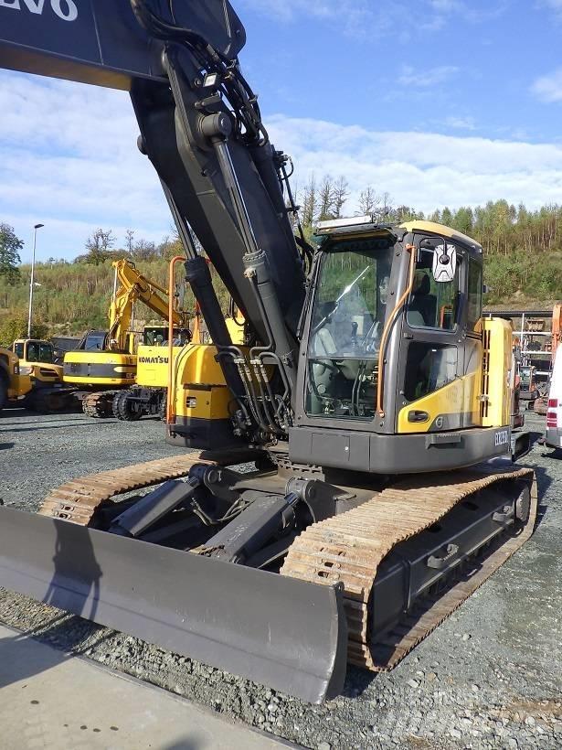 Volvo ECR 235 D 履帶式 挖土機/掘鑿機/挖掘機