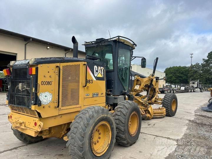 CAT 140 M 平土機