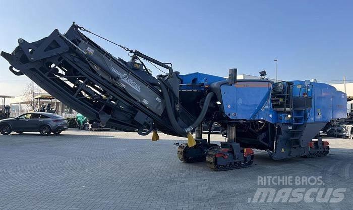 Wirtgen W 220 瀝青冷銑刨機/銑床