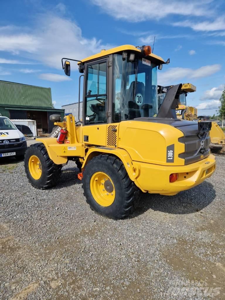 Volvo L 30 G 輪胎式裝載機