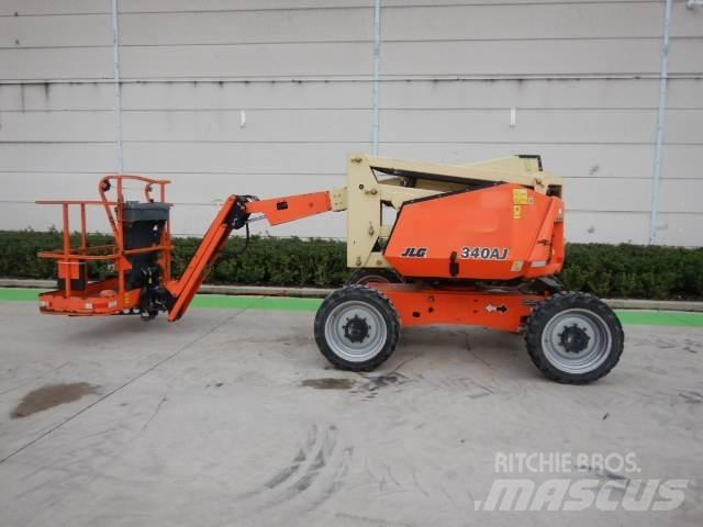JLG 340AJ 曲臂高空作業車