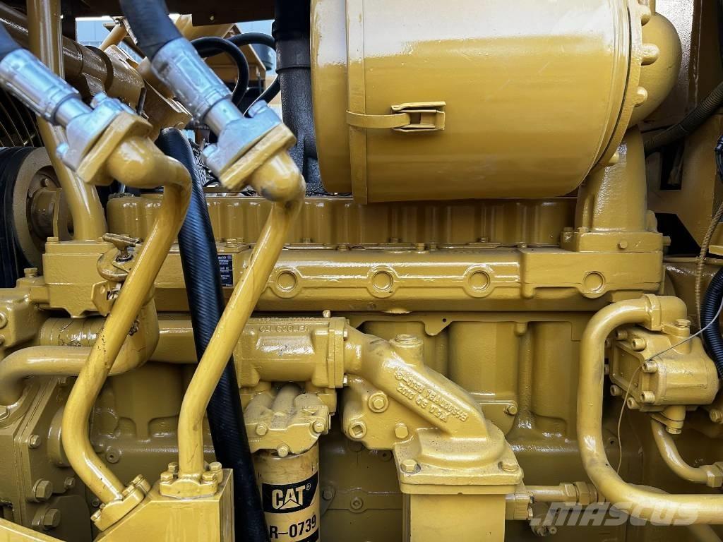 CAT D7G 履帶推土機