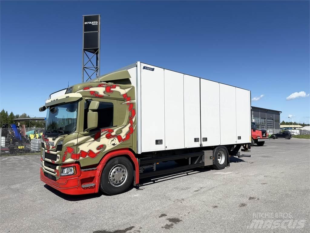 Scania P320 4X2 貨箱式卡車