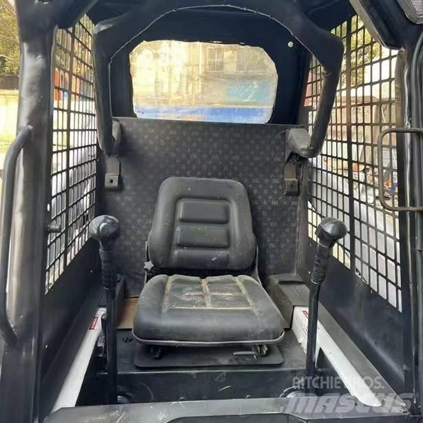 Bobcat S 160 滑移轉向裝載機