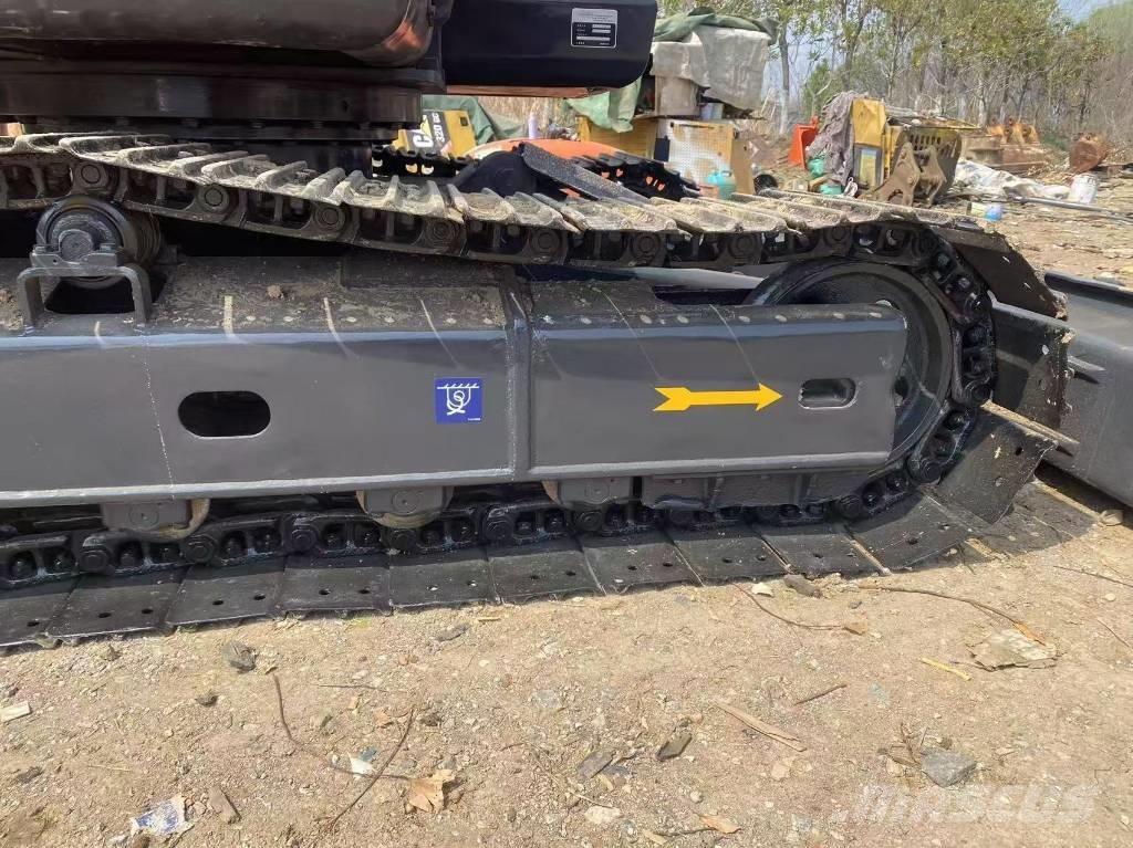 Doosan DX 75-9 C 中型挖土機/掘鑿機/挖掘機 7t-12t