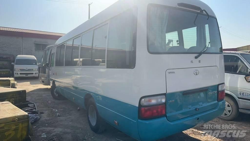 Toyota Coaster Bus 迷你巴士