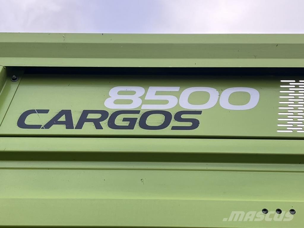 CLAAS CARGOS 8500 自裝式拖車