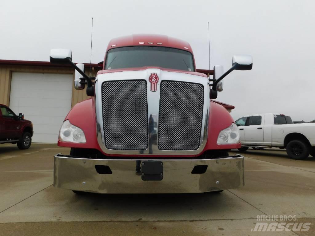 Kenworth T 680 曳引機組件