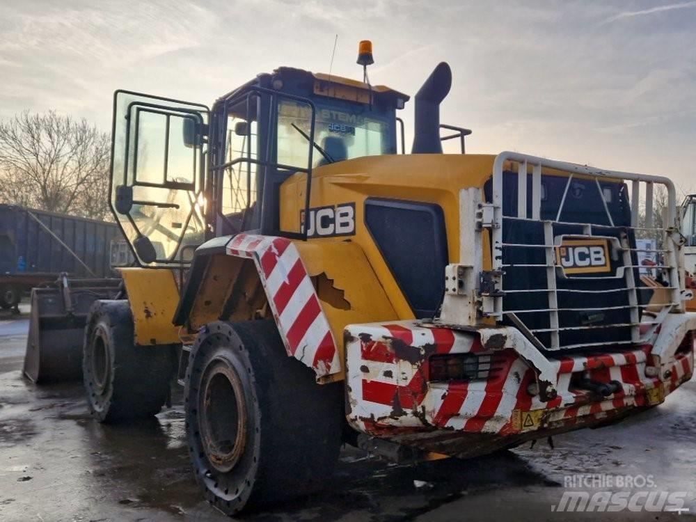 JCB 457 輪胎式裝載機