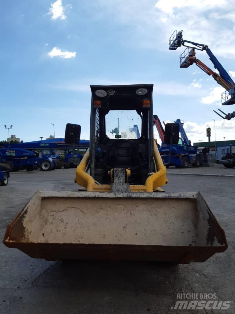 Neuson 501 S 滑移轉向裝載機
