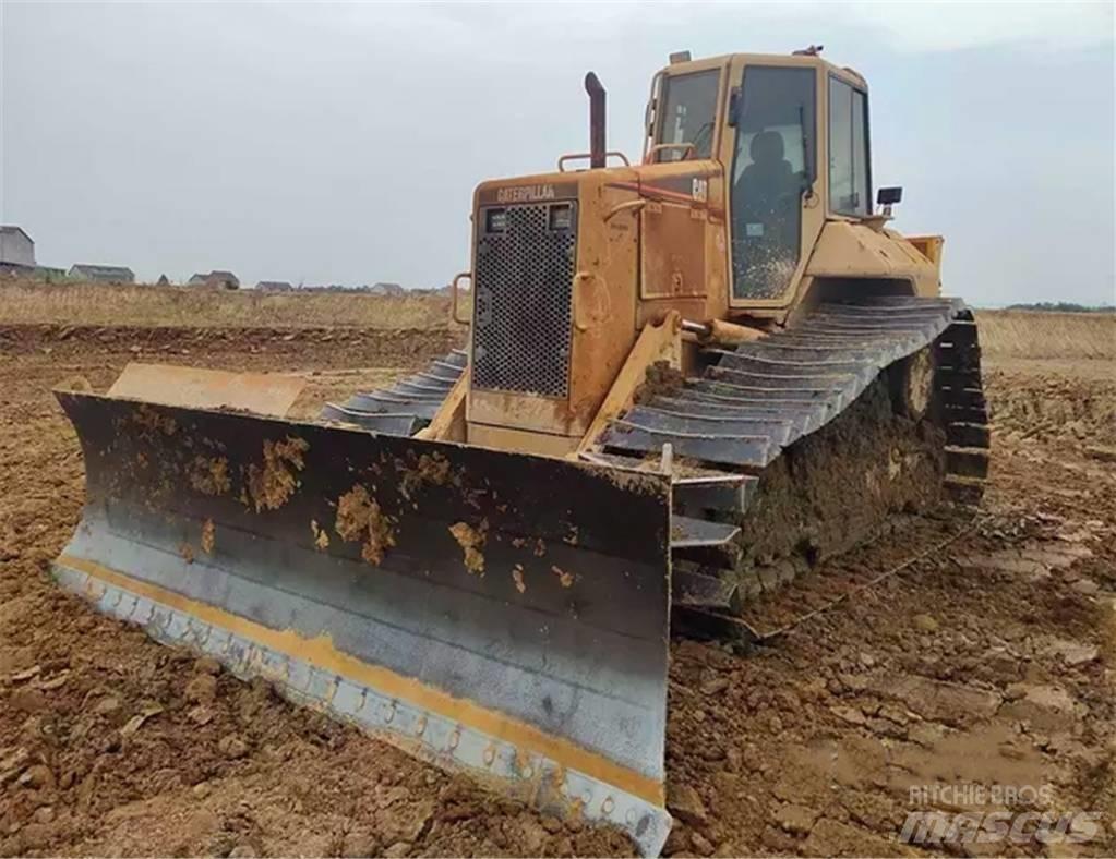 CAT D 6 N 履帶推土機