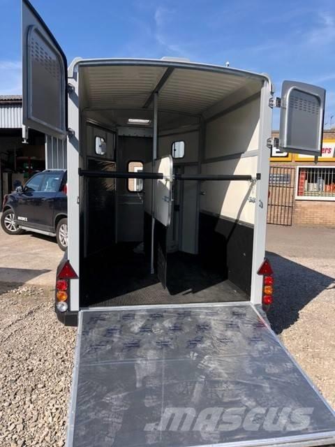 Ifor Williams HB511R 其他拖車