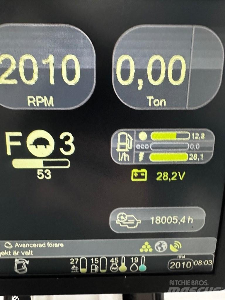 Komatsu 895 集運機