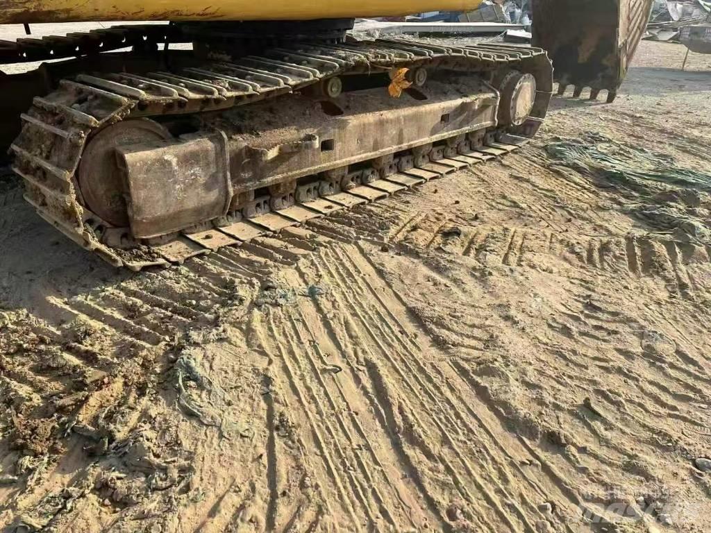 CAT 320 D2 履帶式 挖土機/掘鑿機/挖掘機