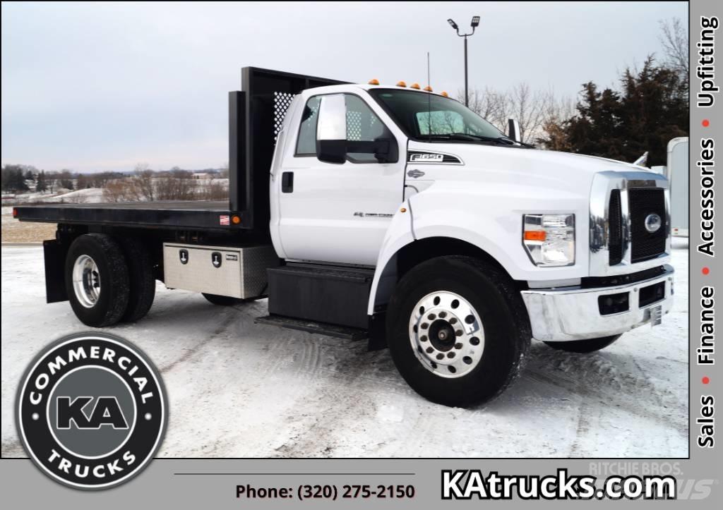 Ford F 650 平板式/側卸式卡車