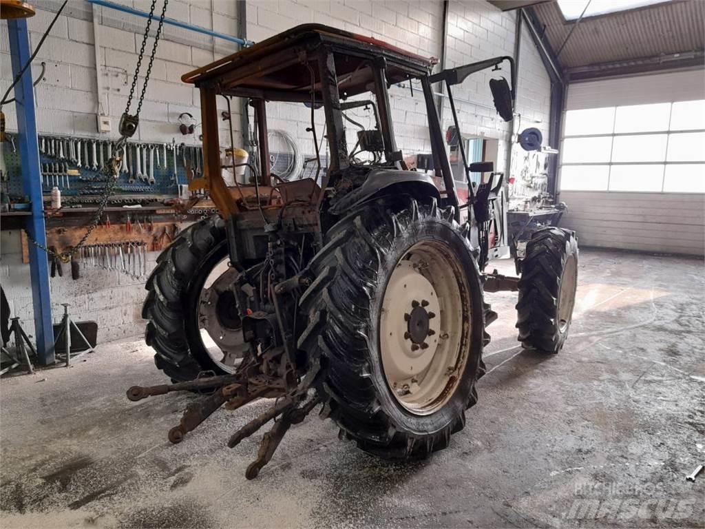 Valmet 900 曳引機