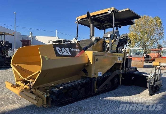CAT AP 655D 瀝青攤舖機/鋪路機