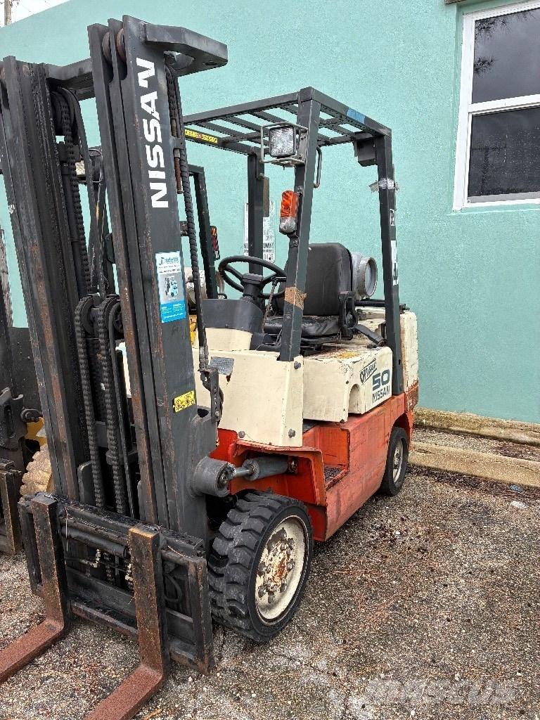Nissan CP102 A 25 PV 堆高機(叉車)-其他